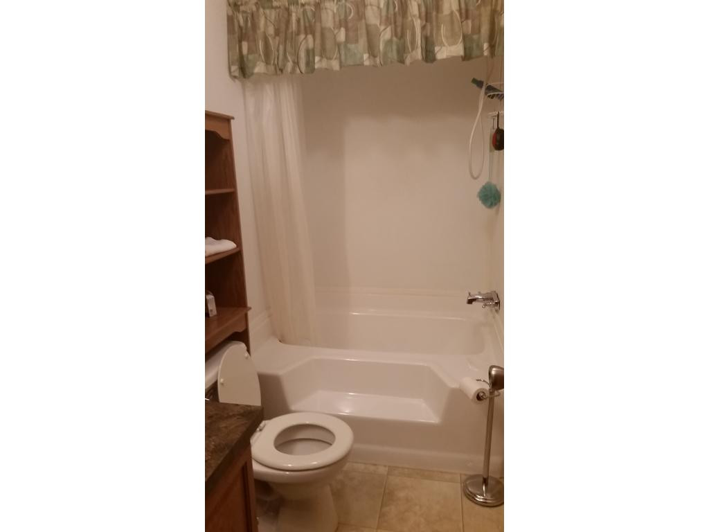 998 Gosnell Susong Road Greeneville, TN 37743 - Photo 15 of 18 Spare bath