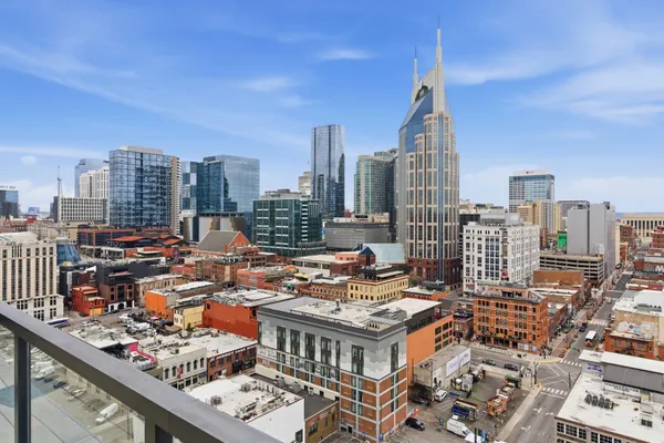 $12,500 | 160 2nd Avenue South, Unit 1906, Nashville, TN 37201