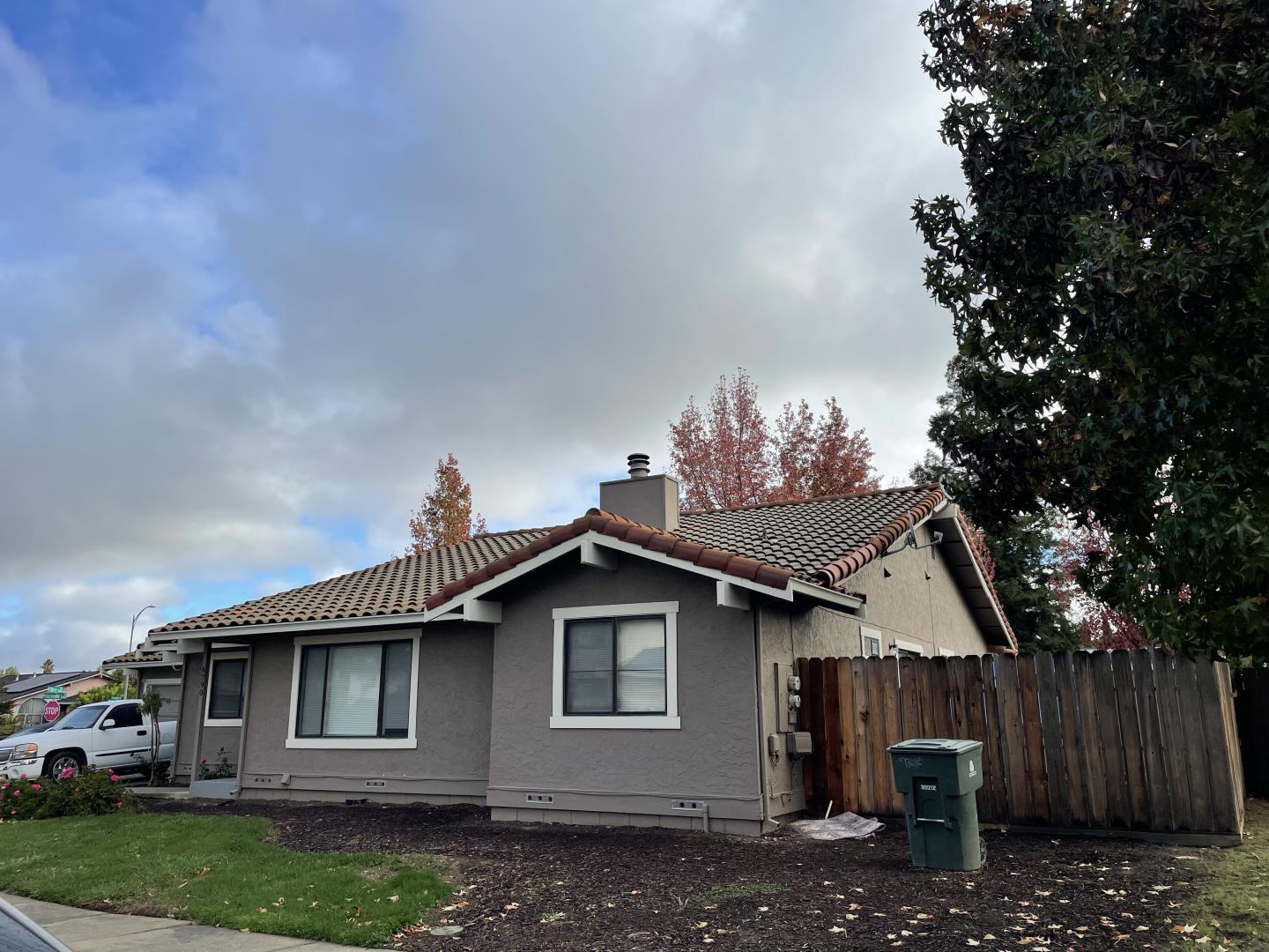6790 Filbro Drive Gilroy, CA 95020 - Photo 19 of 43 a front view of a house with garden
