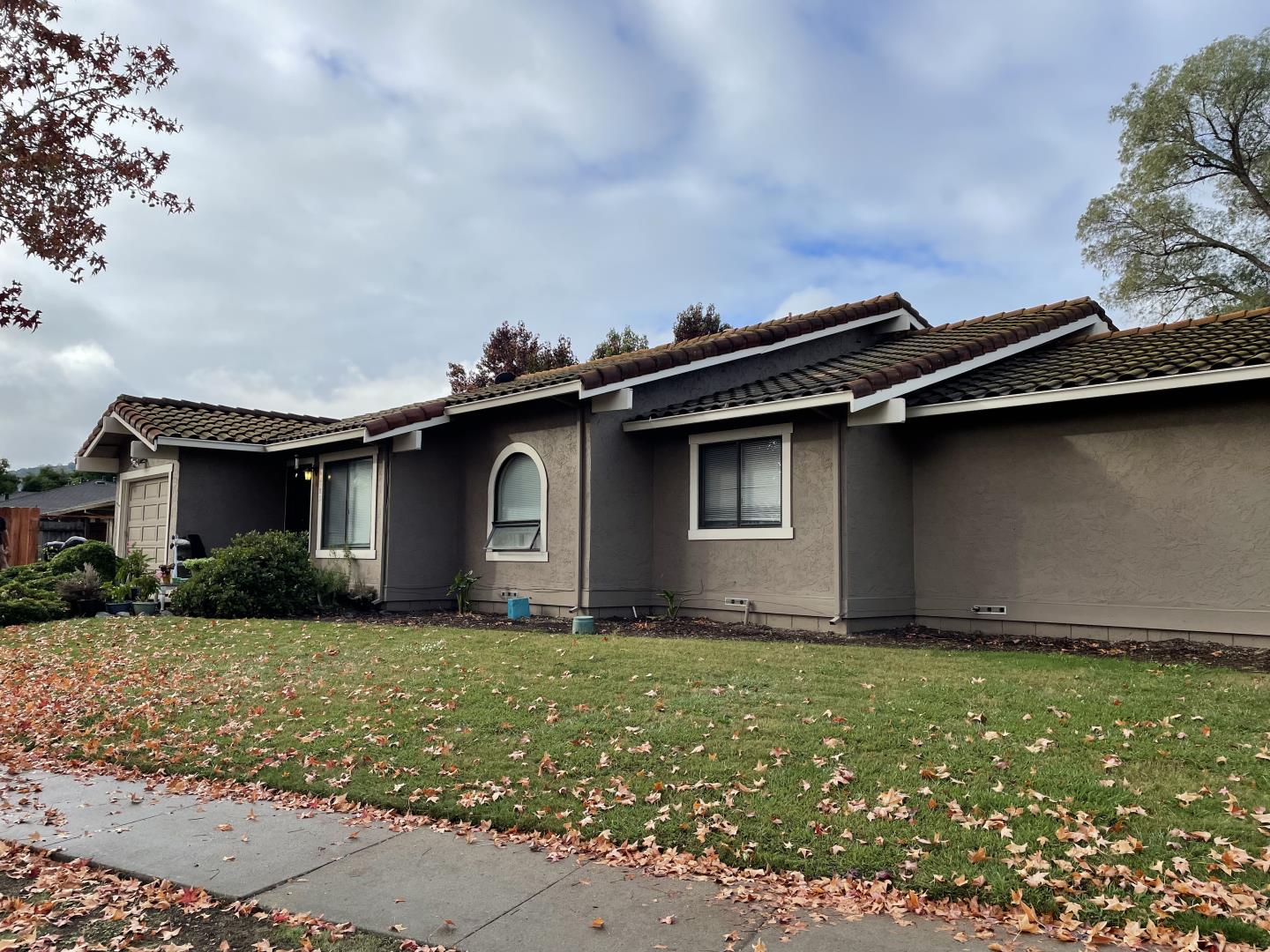 6790 Filbro Drive Gilroy, CA 95020 - Photo 9 of 43 a front view of house with yard
