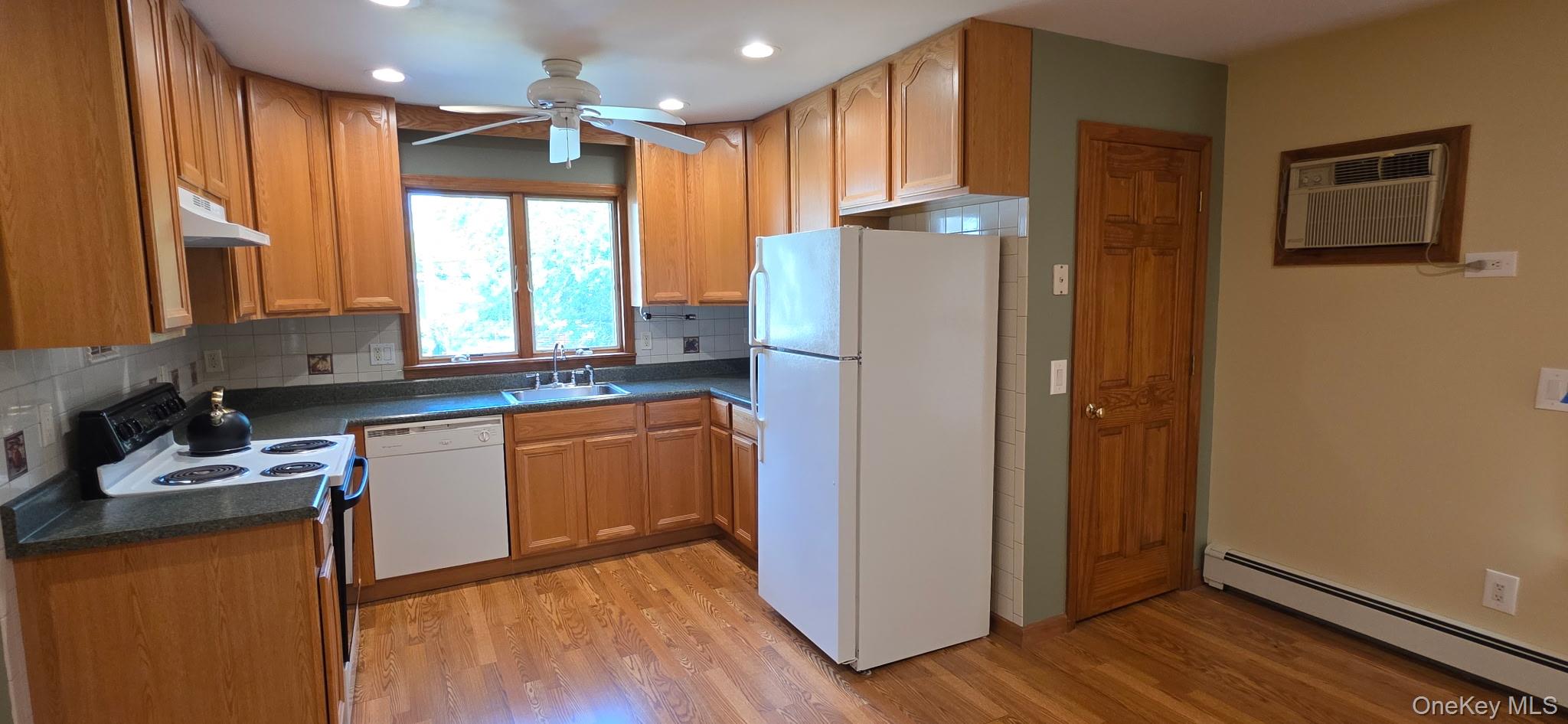 26 Bokel Road Ronkonkoma, NY 11779 - Photo 3 of 13