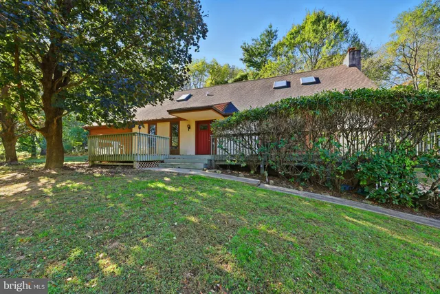 $834,900 | 2 Carriage Lane, Chester Springs, PA 19425