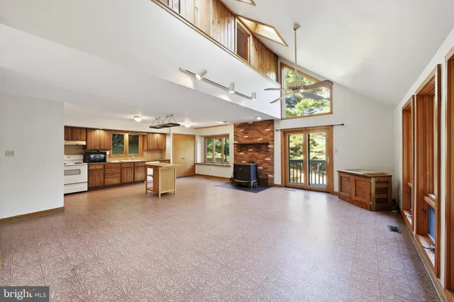 $834,900 | 2 Carriage Lane, Chester Springs, PA 19425