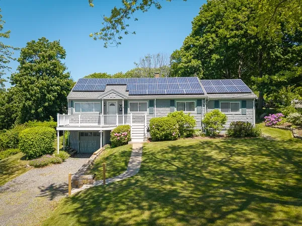 $999,000 | 18 Traverse Street, Gloucester, MA 01930