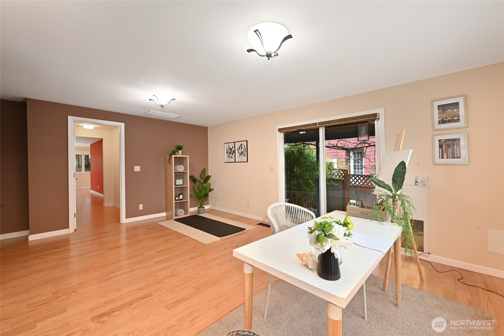 22432 98th Avenue West Edmonds, WA 98020 - Photo 19 of 36