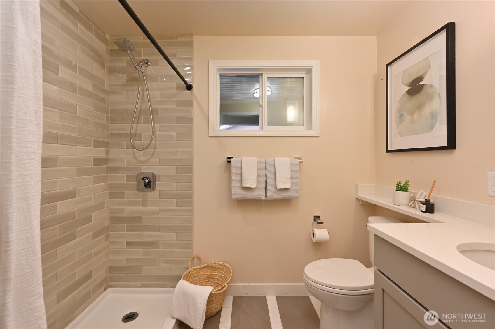 22432 98th Avenue West Edmonds, WA 98020 - Photo 22 of 36