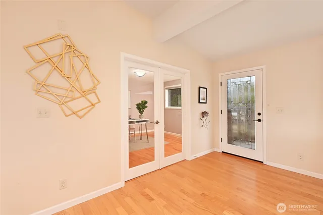 an empty room with window