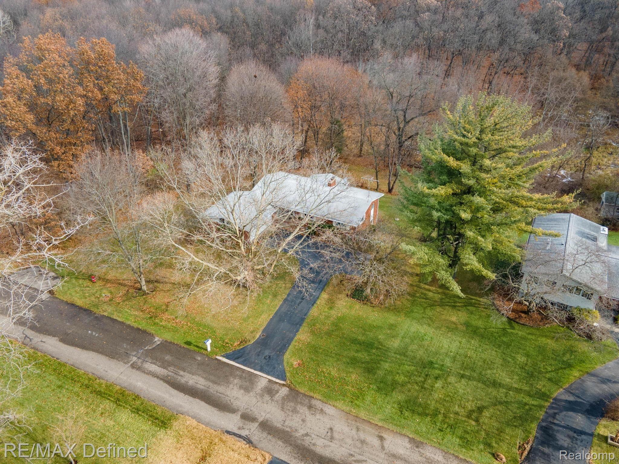6045 Ronnoco Road Rochester, MI 48306 - Photo 40 of 40 40-web-or-mls-6045-Ronnoco-Rd-40.jpg