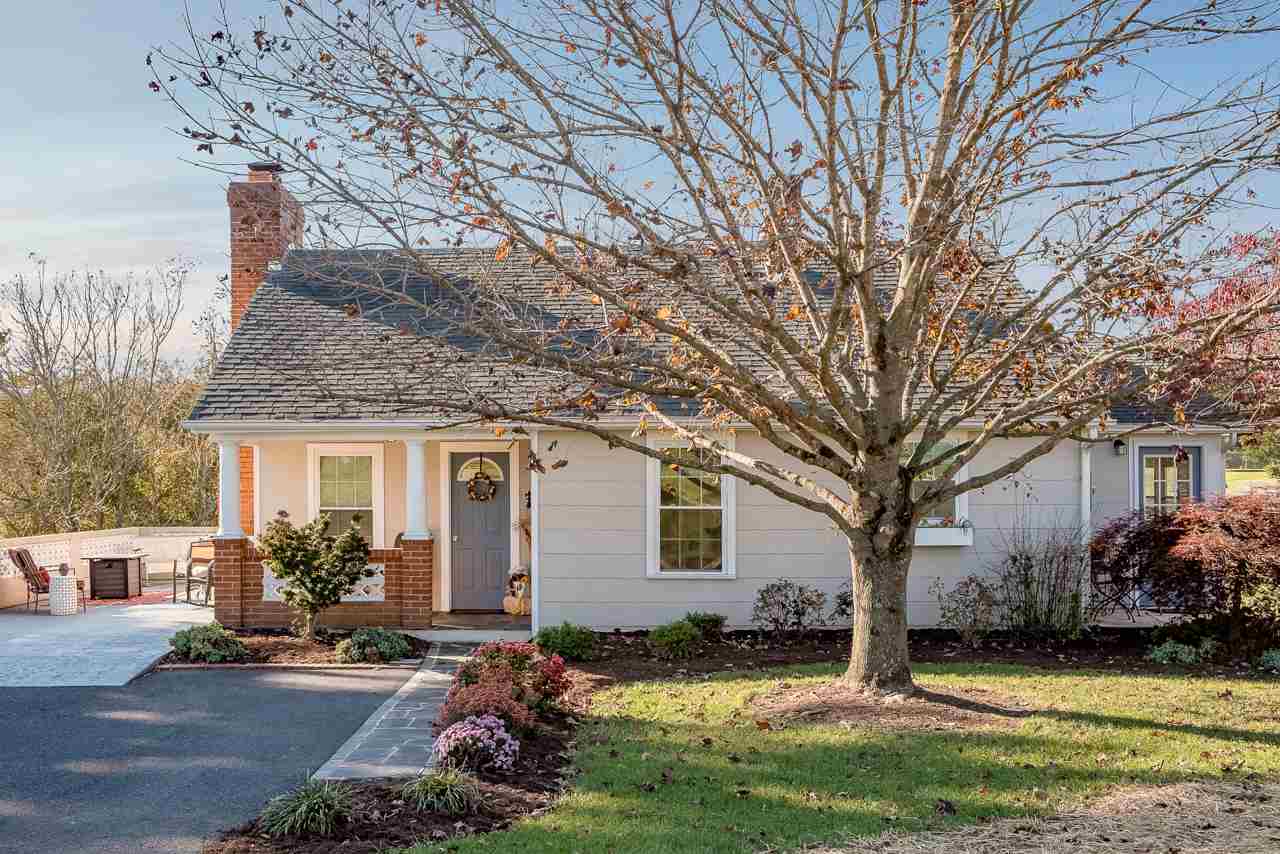 50 Maury Mill Road Verona, VA 24482 - Photo 1 of 36 a front view of house with yard space and trees around