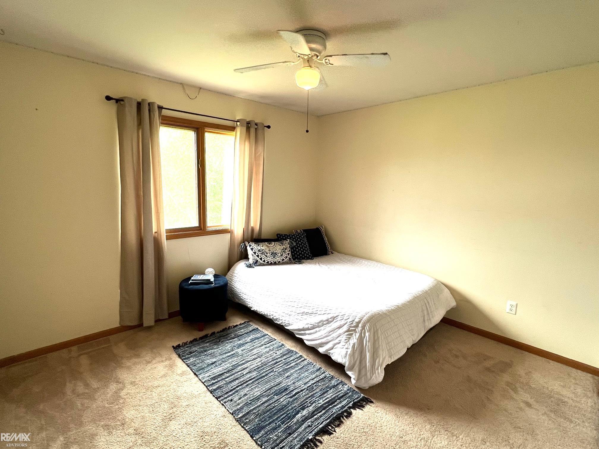 49194 Monte Road New Baltimore, MI 48047 - Photo 22 of 27 50120772-21.JPG