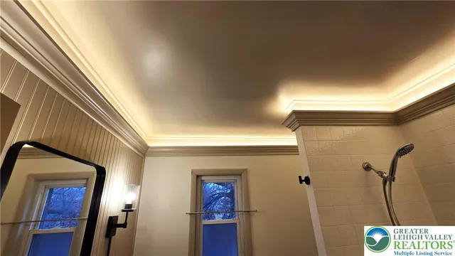 a picture of a hallway