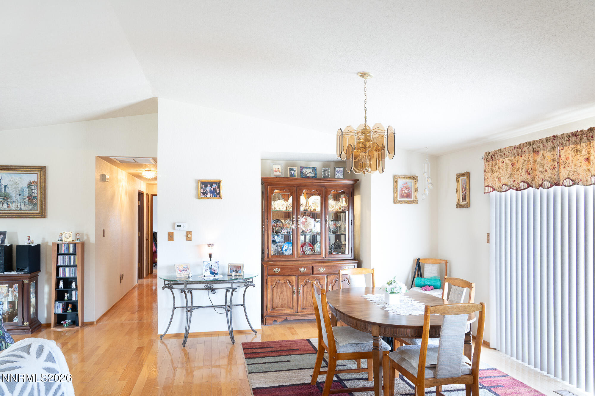 2230 Dakota Way Reno, NV 89506 - Photo 5 of 23 2230 Dakota Way DSC01564-Edit