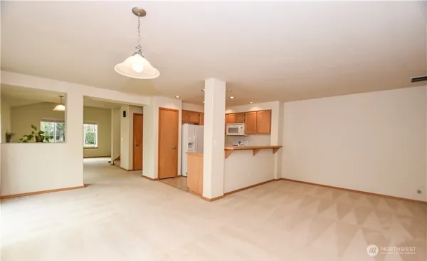 a view of a livingroom with furniture