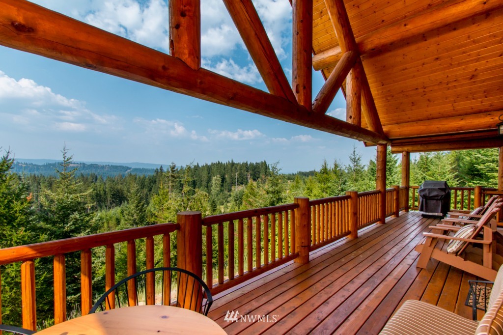 830 Stone Ridge Drive Cle Elum, WA 98922 - Photo 2 of 22 Gallery Image 2