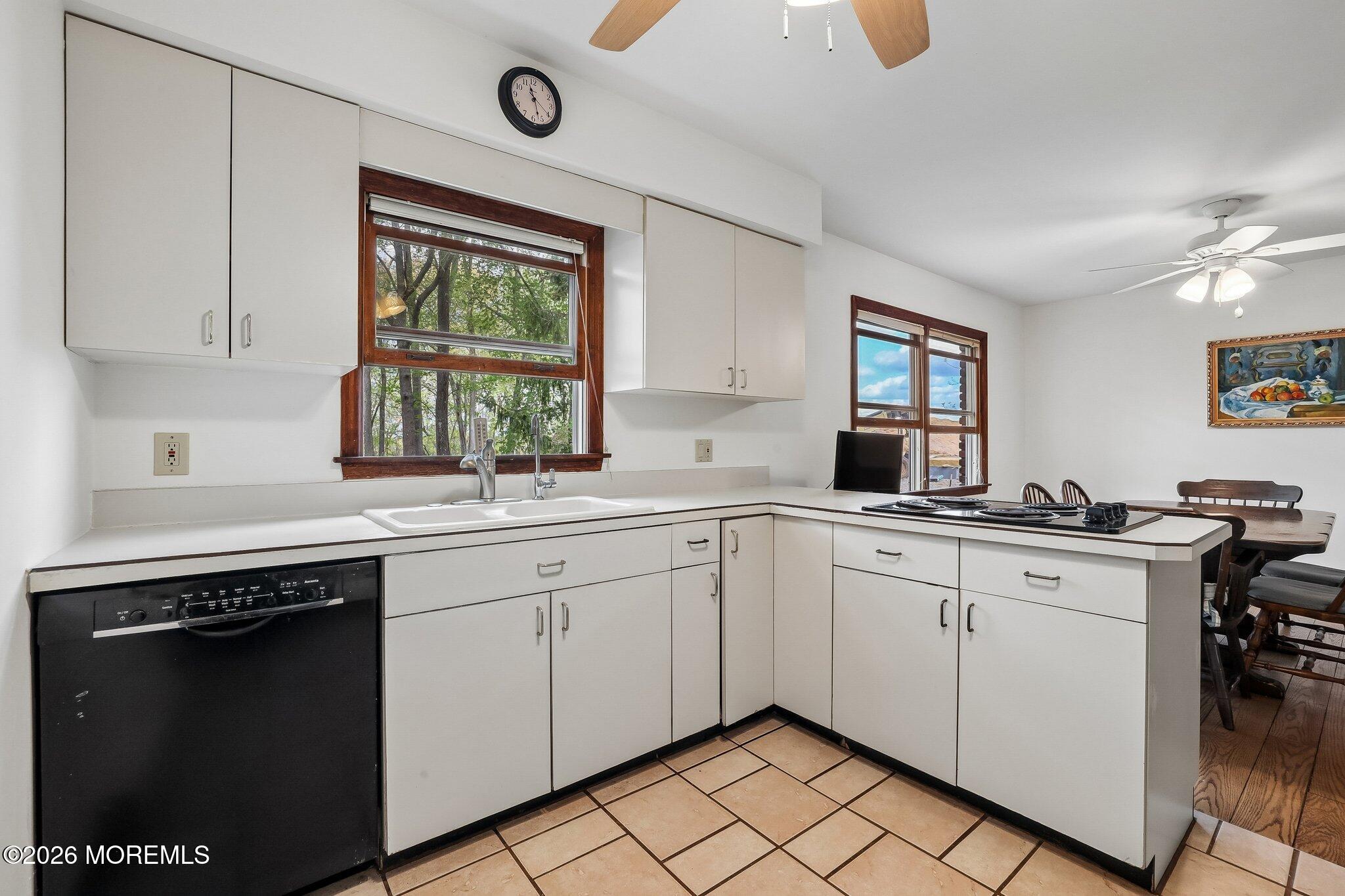 38 Crine Road Morganville, NJ 07751 - Photo 11 of 29 006