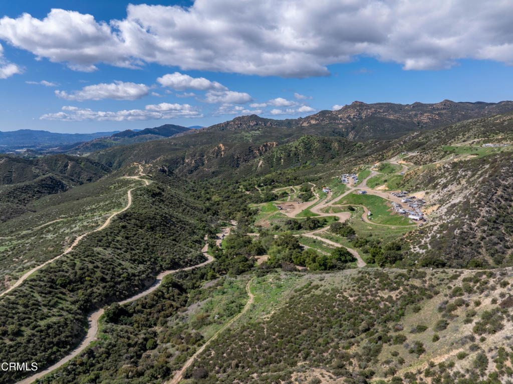 13100 Browns Canyon Road Chatsworth, CA 91311 - Photo 12 of 22 9