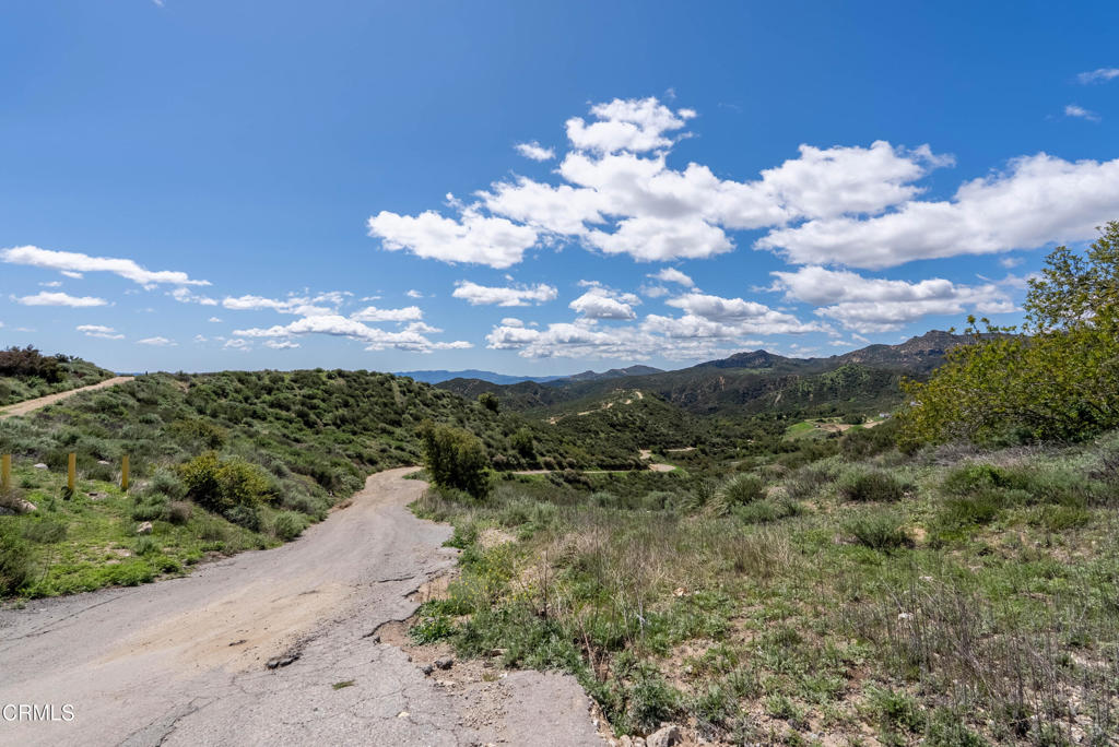 13100 Browns Canyon Road Chatsworth, CA 91311 - Photo 17 of 22 4