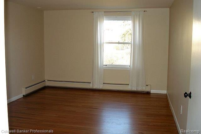 35789 Springvale Street Farmington, MI 48331 - Photo 17 of 19 Master Bedroom