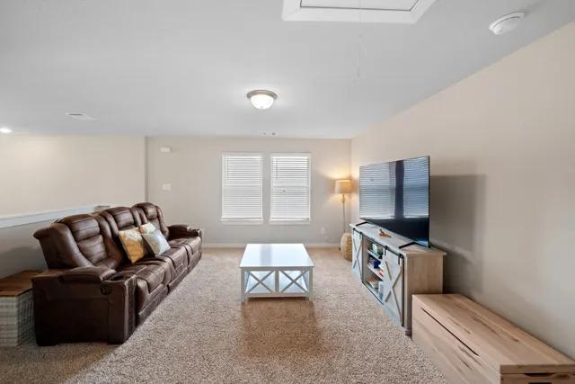 $2,500 | 17466 Buckeye Branch, Conroe, TX 77385