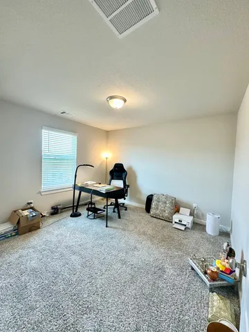 $2,500 | 17466 Buckeye Branch, Conroe, TX 77385