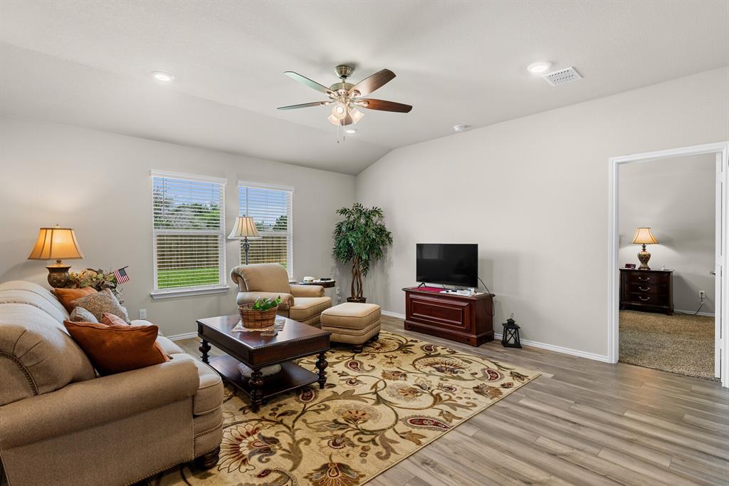 6929 Guadalupe Road China Spring, TX 76633 - Photo 9 of 12 Gallery Image 9
