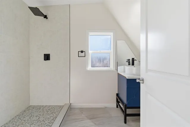 $799,999 | 2658 23rd Avenue, Oakland, CA 94606