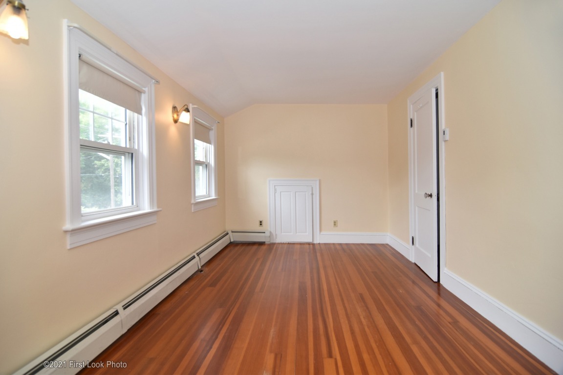 884 Main Street Warren, RI 02885 - Photo 15 of 32