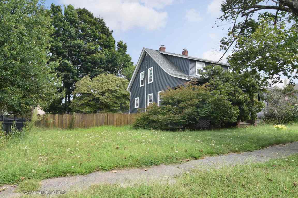 884 Main Street Warren, RI 02885 - Photo 26 of 32