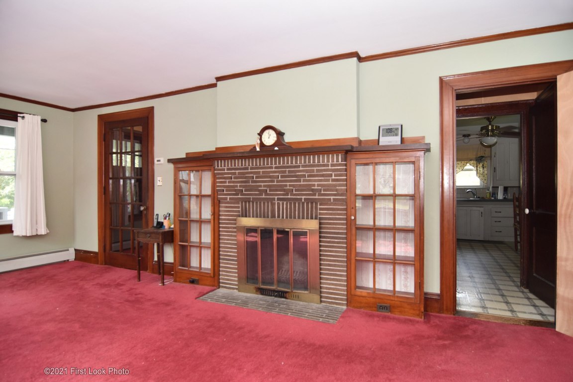 884 Main Street Warren, RI 02885 - Photo 4 of 32