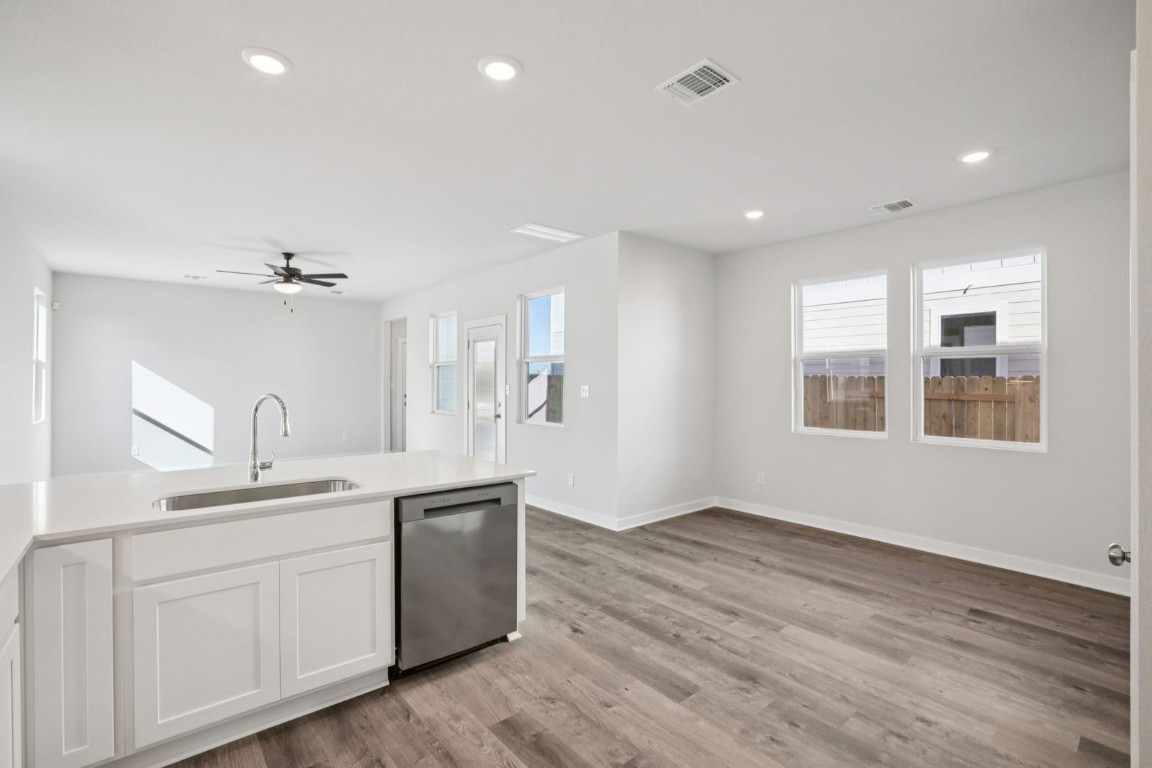 2090 Alice Jay Way Round Rock, TX 78665 - Photo 6 of 38