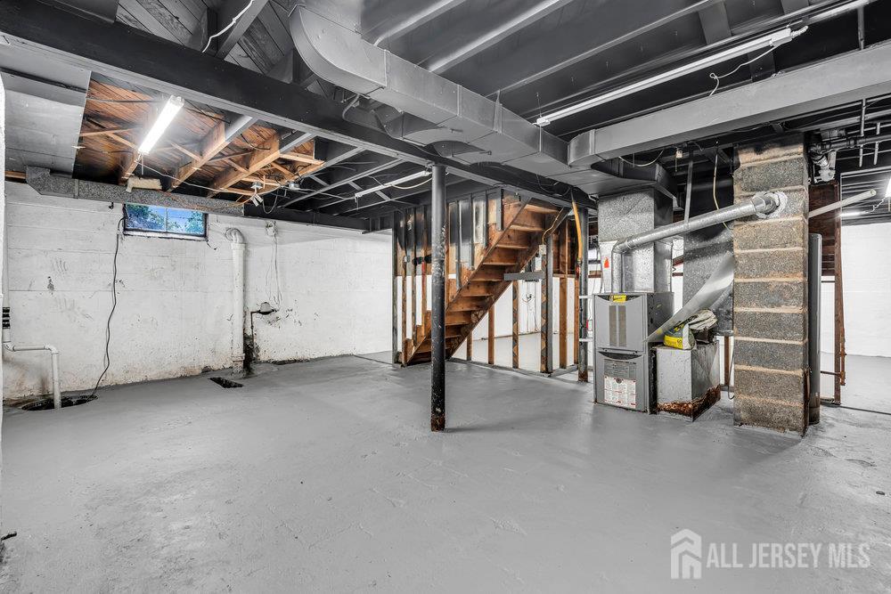 99 Crestview Road Fords, NJ 08863 - Photo 32 of 36 a view of an empty room with gym equipment