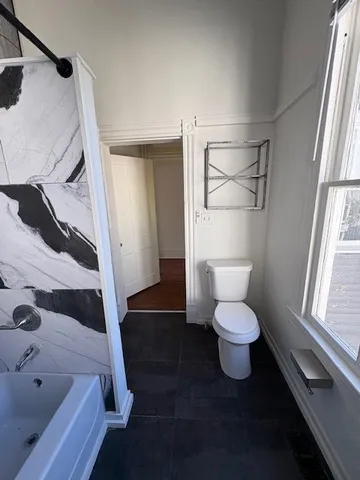 $1,700 | 606 14th Street, Galveston, TX 77550