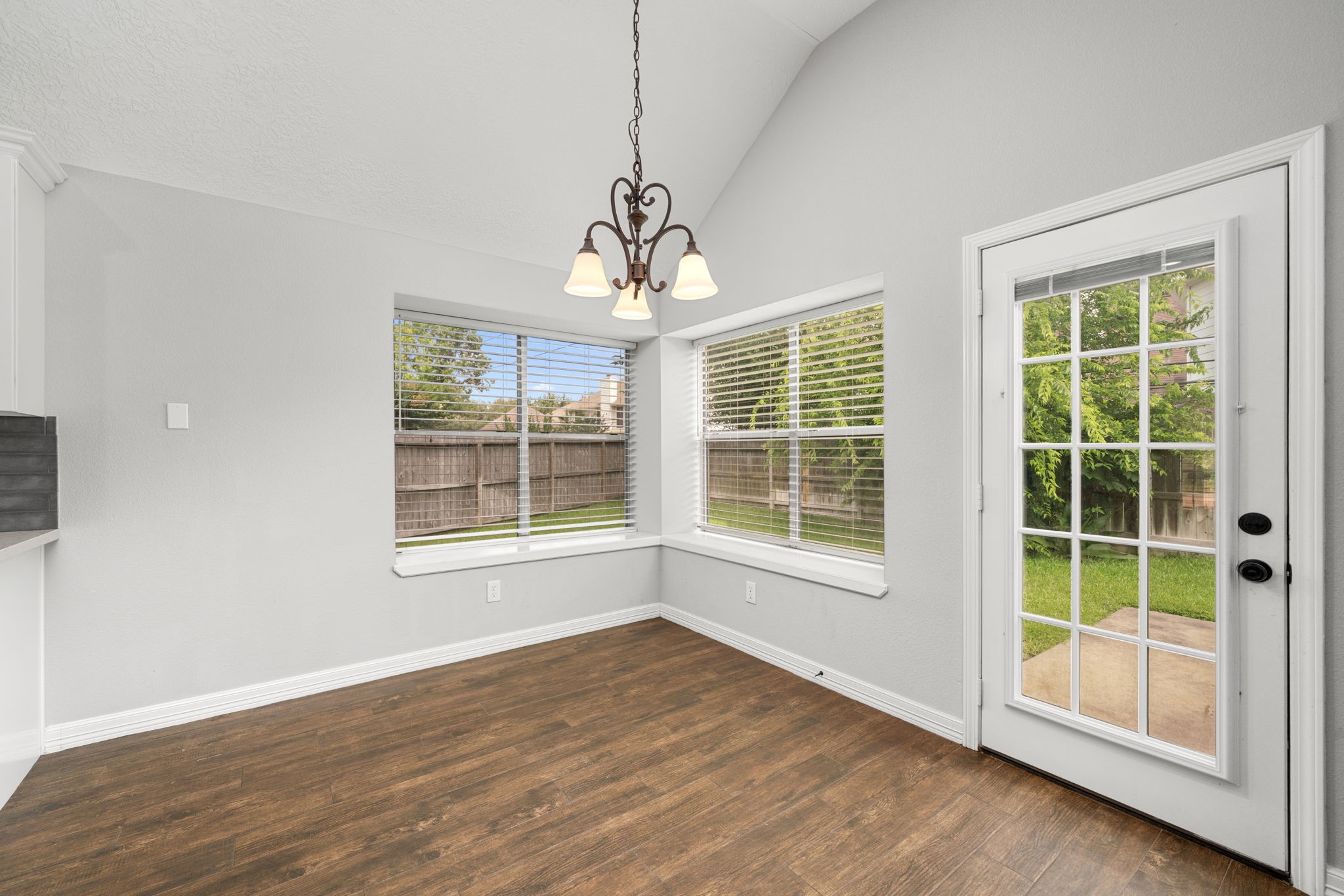 10806 Sutter Ranch Circle Houston, TX 77064 - Photo 7 of 30 Breakfast Area