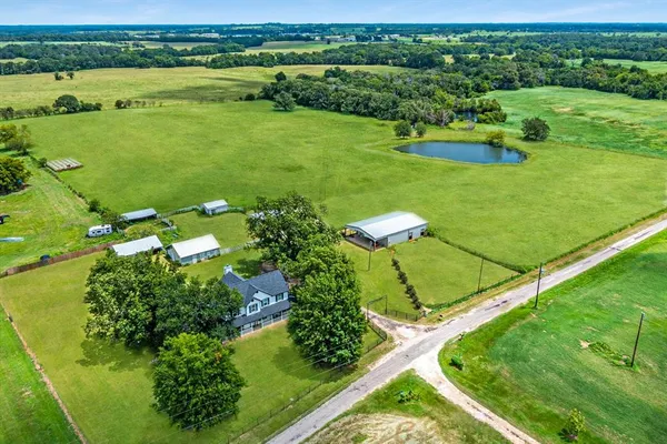 $925,000 | 800 Vz County Road 2135, Canton, TX 75103