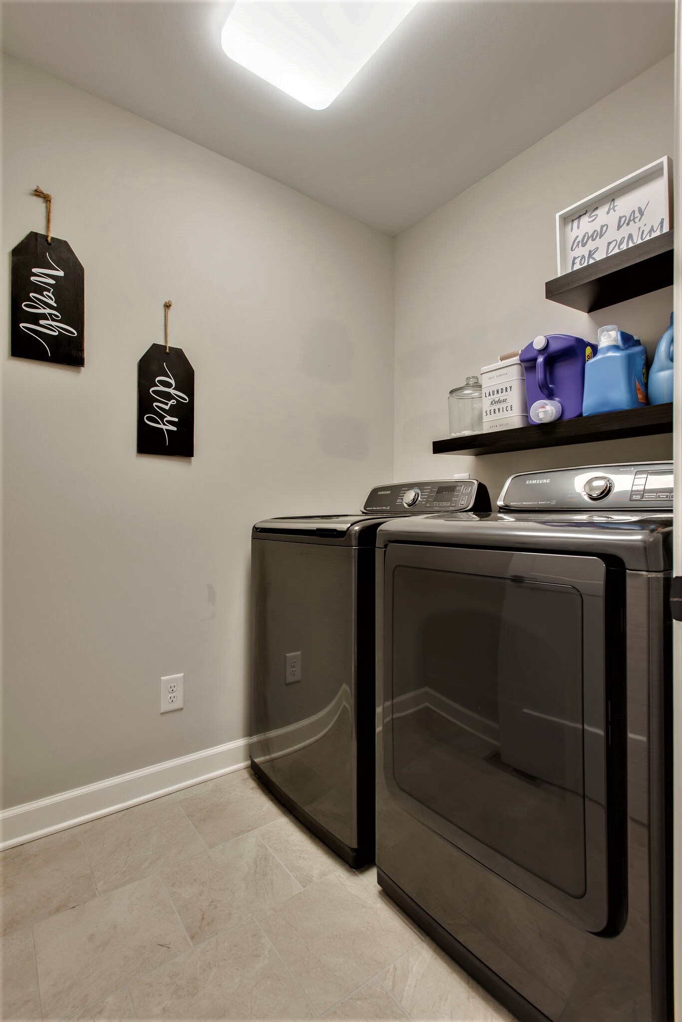 1058 Lewis Road Burns, TN 37029 - Photo 18 of 27 Gallery Image 18