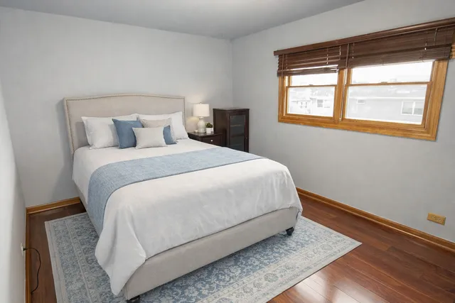 $429,500 | 862 Omaha Court, Carol Stream, IL 60188