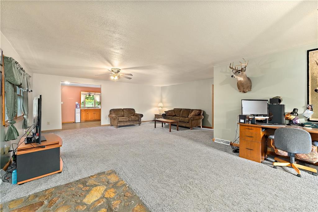 190 Spring Run Road Butler, PA 16001 - Photo 13 of 20 Gallery Image 13