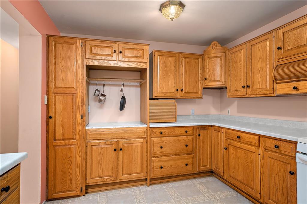 190 Spring Run Road Butler, PA 16001 - Photo 9 of 20 Gallery Image 9