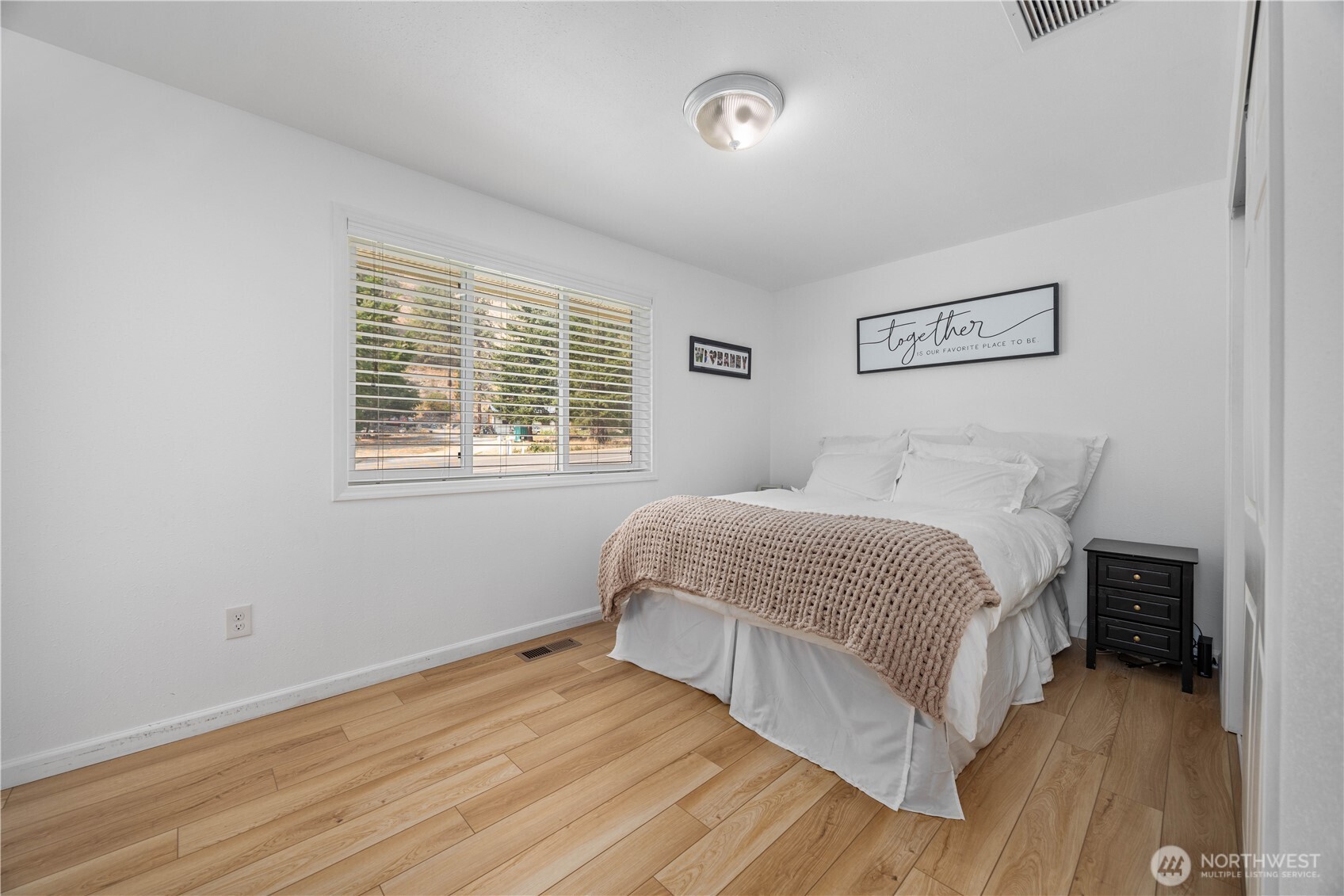 4621 Navarre Coulee Road Chelan, WA 98816 - Photo 26 of 38