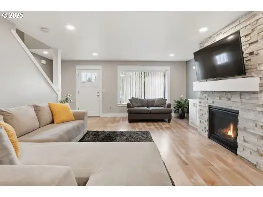 $530,000 | 2701 Southwest Latourell Place, Troutdale, OR 97060