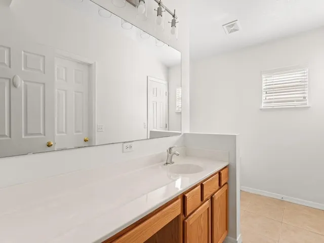 $2,000 | 152 Morgan Circle, Sebastian, FL 32958