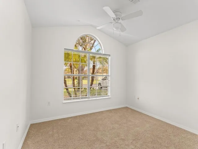 $2,000 | 152 Morgan Circle, Sebastian, FL 32958