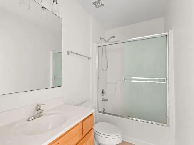 $2,000 | 152 Morgan Circle, Sebastian, FL 32958