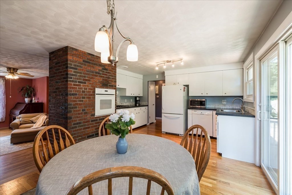 76 Commonwealth Road Lynn, MA 01904 - Photo 12 of 40 Gallery Image 12