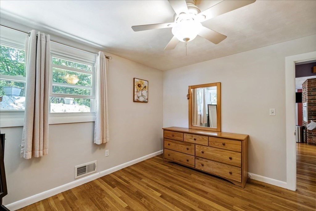 76 Commonwealth Road Lynn, MA 01904 - Photo 21 of 40 Gallery Image 21