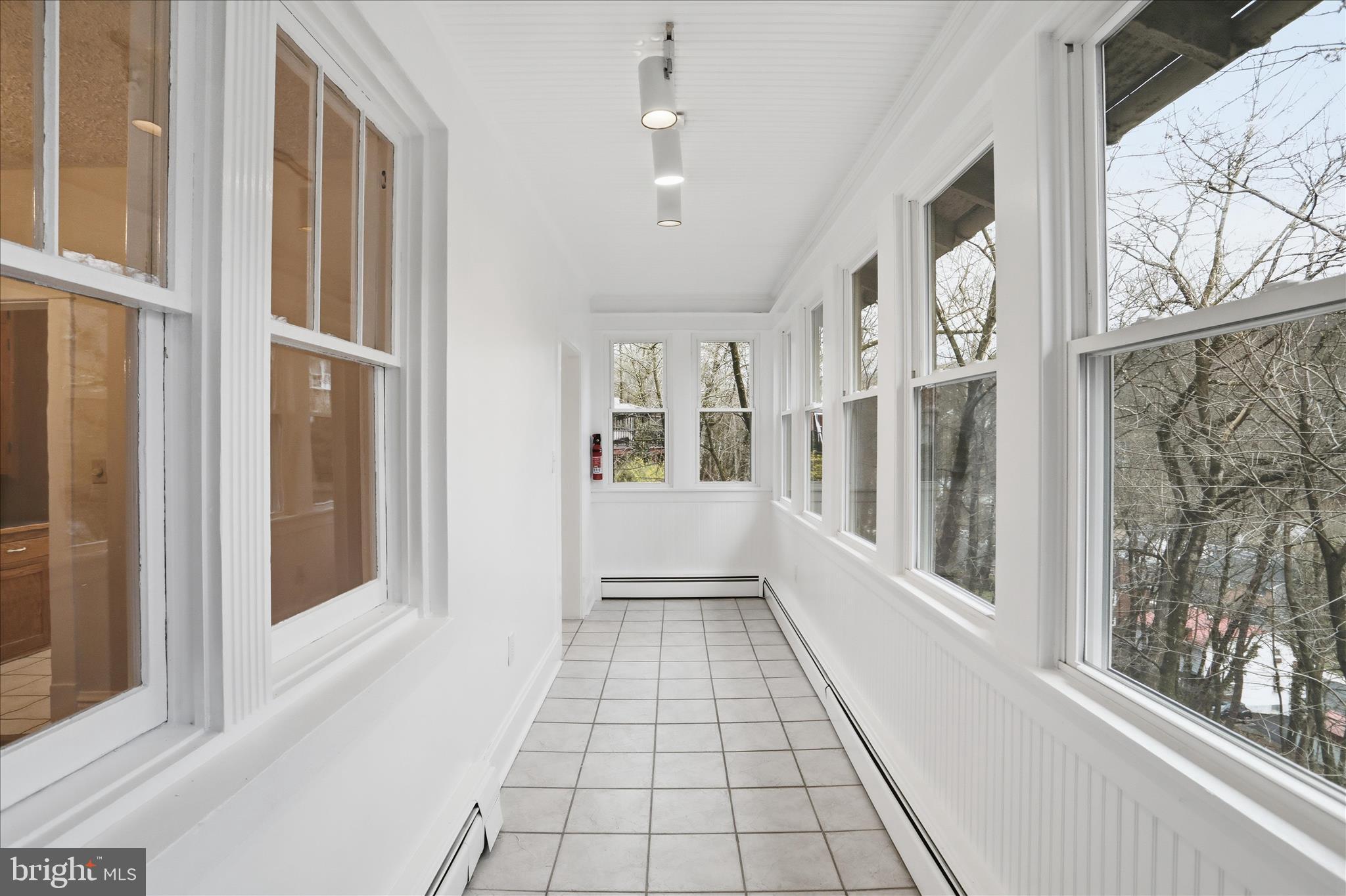 711 Washington Street Cumberland, MD 21502 - Photo 16 of 35