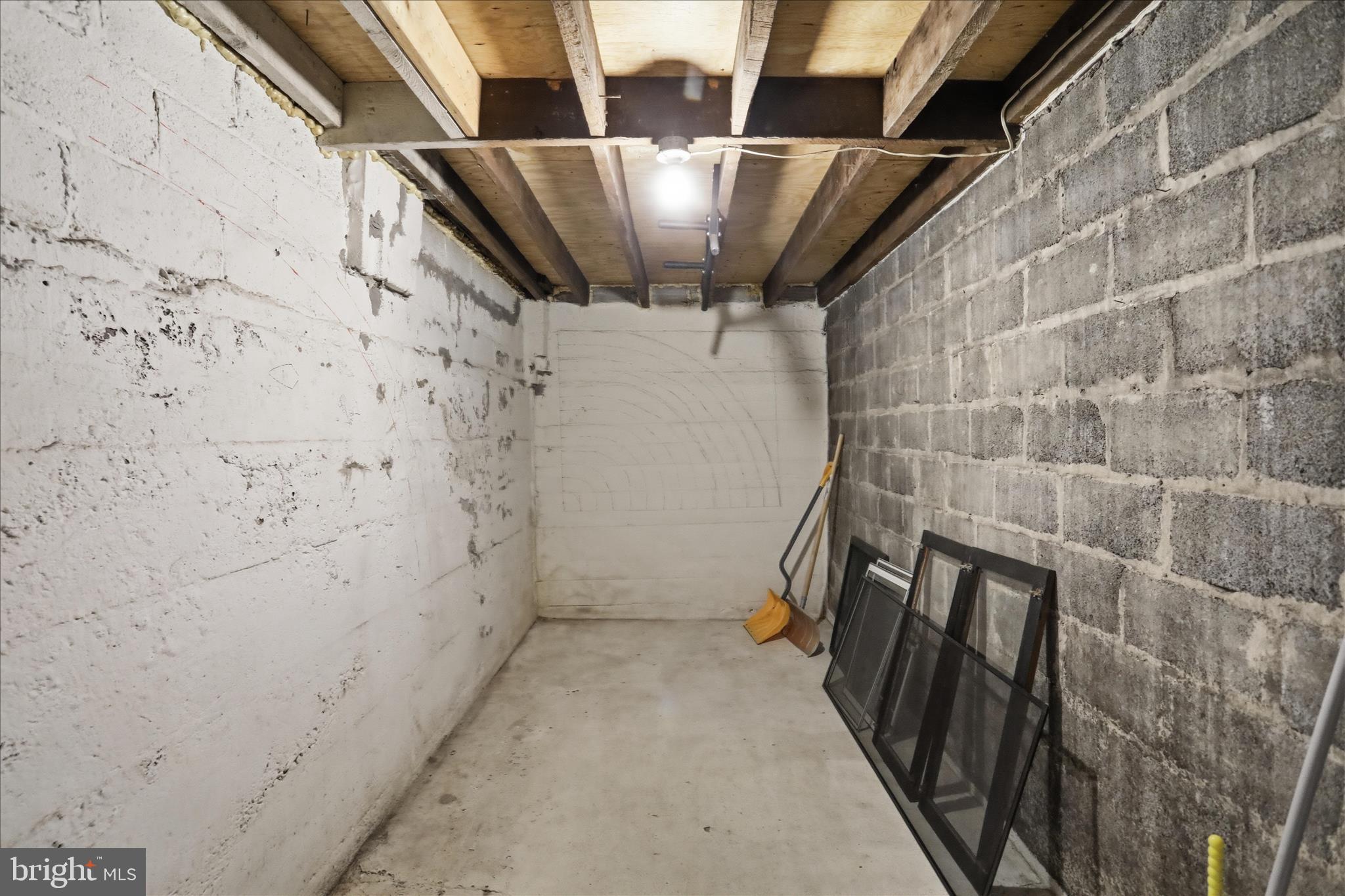 711 Washington Street Cumberland, MD 21502 - Photo 28 of 35