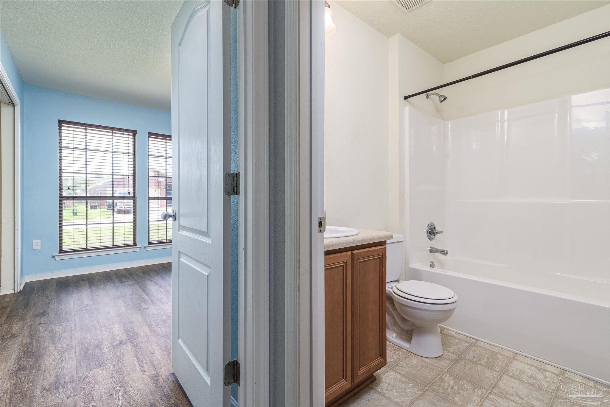 7977 Promise Creek Road Navarre, FL 32566 - Photo 25 of 30 Gallery Image 25