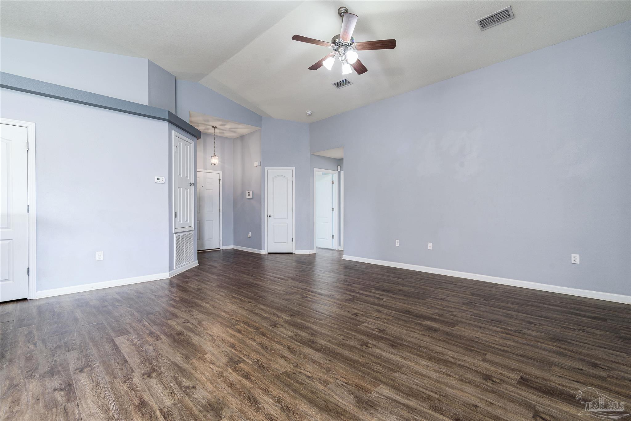 7977 Promise Creek Road Navarre, FL 32566 - Photo 5 of 30 Gallery Image 5