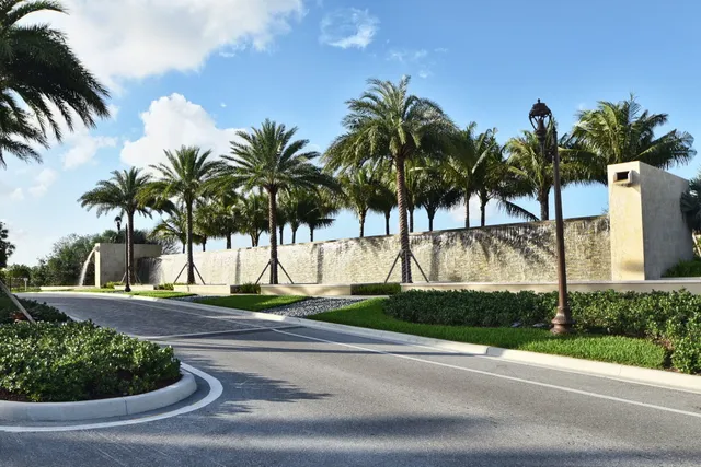 $2,700,000 | 16804 Strasbourg Lane, Delray Beach, FL 33446